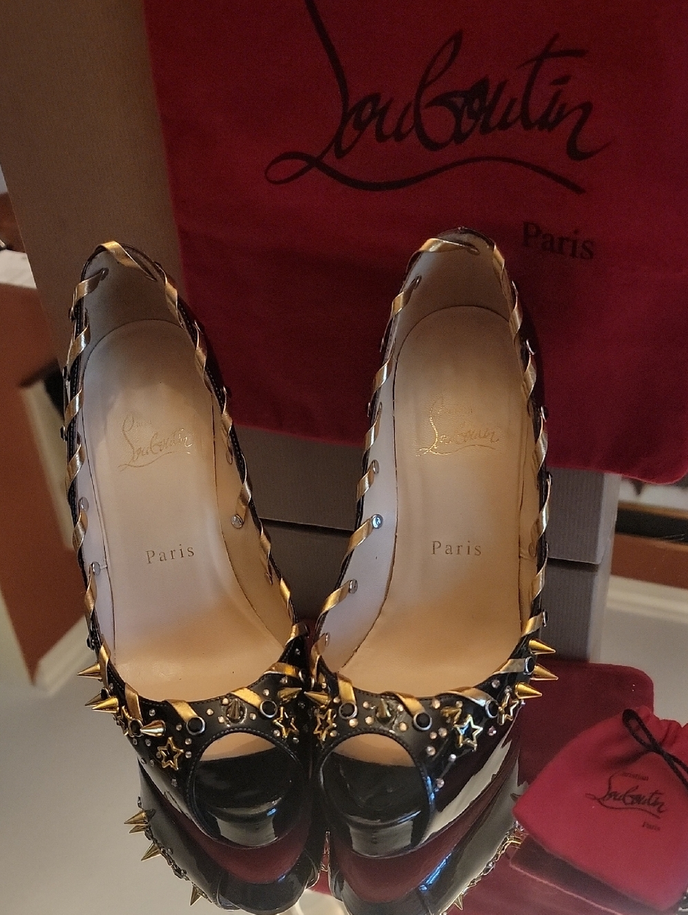 Christian Louboutin black Patent Leather Cagouletta Spikes Sz37.5, 120 Heels
